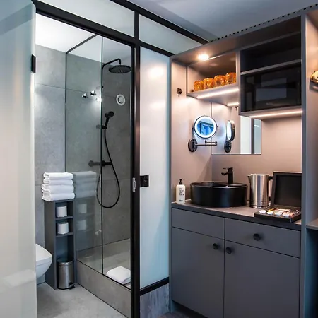 Beevillage Messehotel Hannover Отель 2*