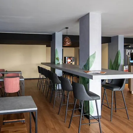 Beevillage Messehotel Hannover 2*