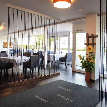 Beevillage Messehotel Hannover Отель 2*
