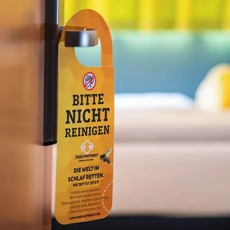 Отель Beevillage Messehotel Hannover Латцен