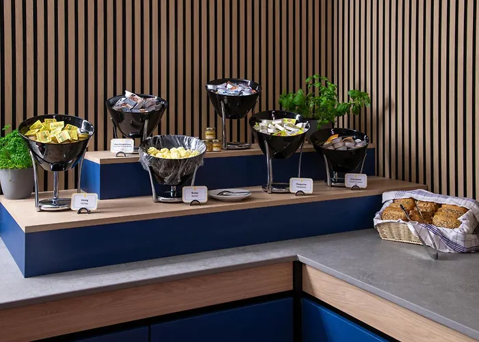 酒店 Beevillage Messehotel Hannover 2*