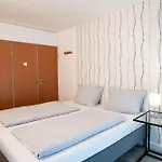 Beevillage Messehotel Hannover Hotel