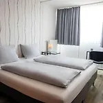 Beevillage Messehotel Hannover Hotel