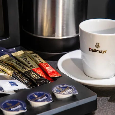 Hotel Beevillage Messehotel Hannover 2*