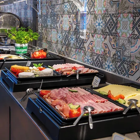 Szálloda Beevillage Messehotel Hannover 2*