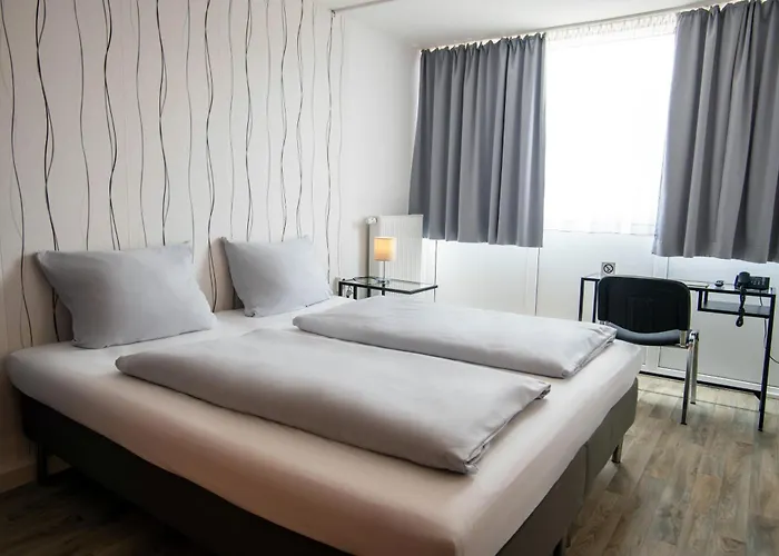 Beevillage Messehotel Hannover 2*