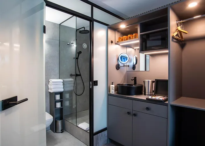 Beevillage Messehotel Hannover Hotel 2*