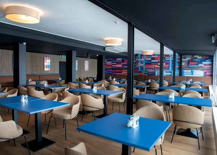 Отель Beevillage Messehotel Hannover 2*