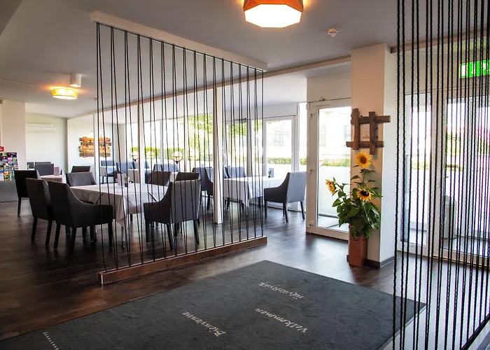 Beevillage Messehotel Hannover Отель 2*