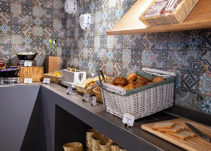 Beevillage Messehotel Hannover Латцен